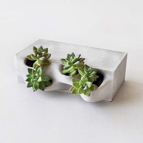 Planter brick