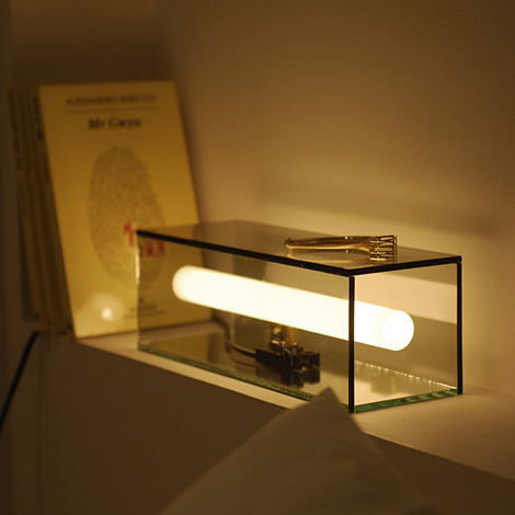 D lamp