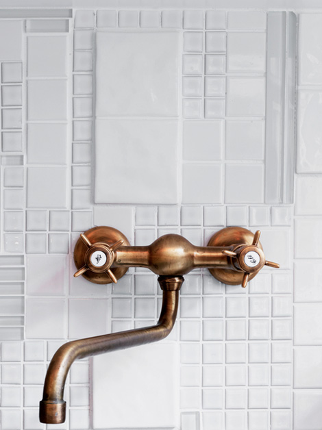 Taps ‘n’ tiles