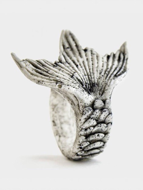 Tail ring