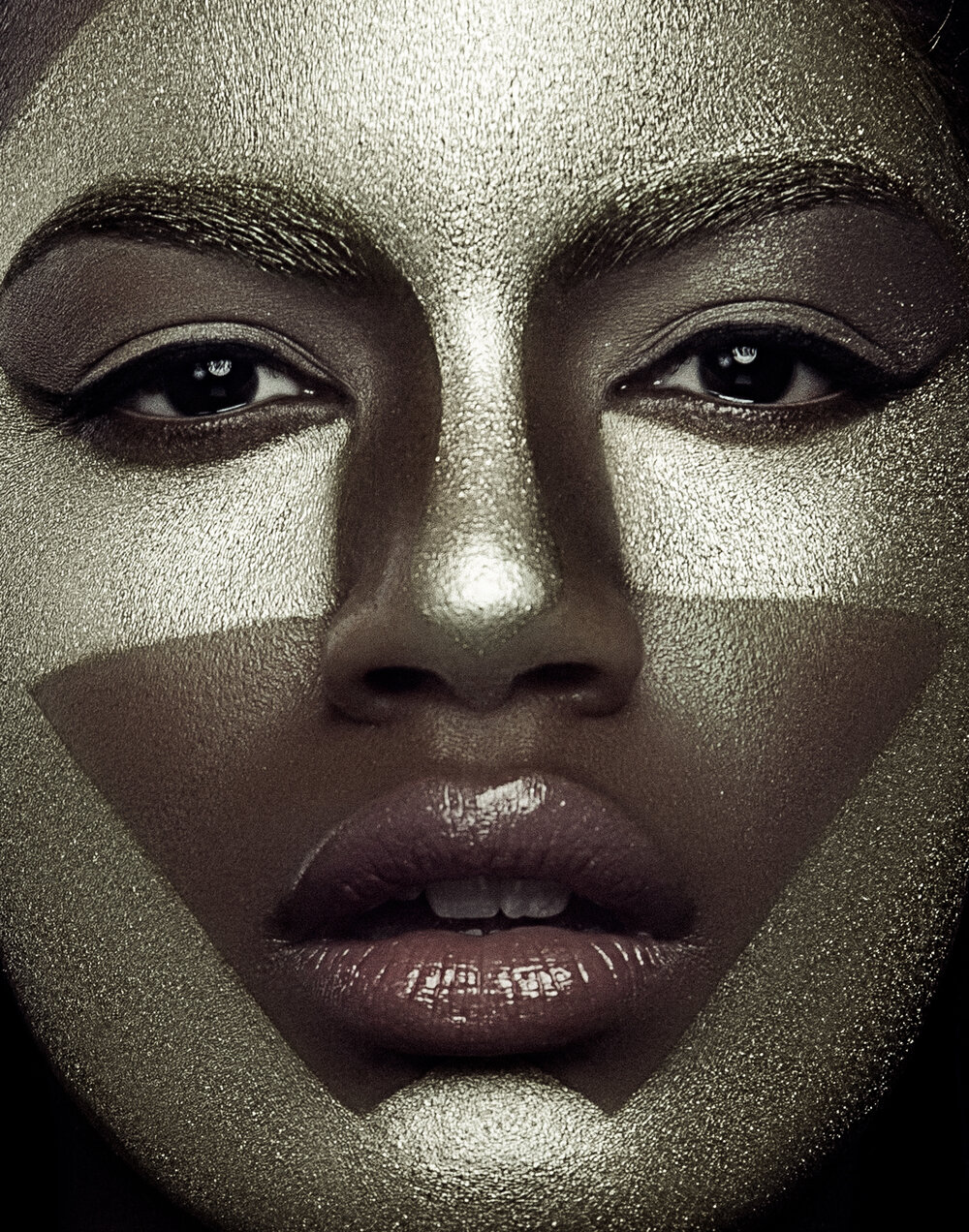 Metallic x Elena Jasic
