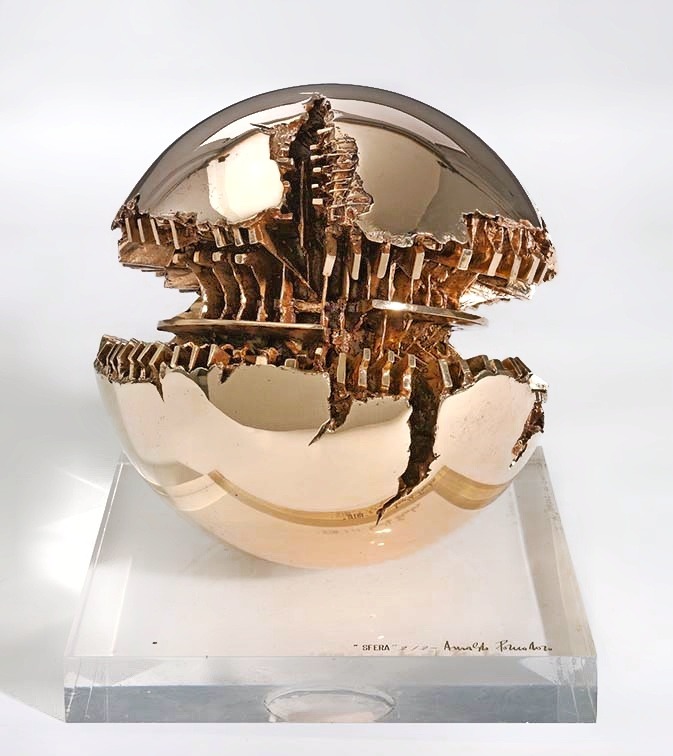 Arnaldo Pomodoro