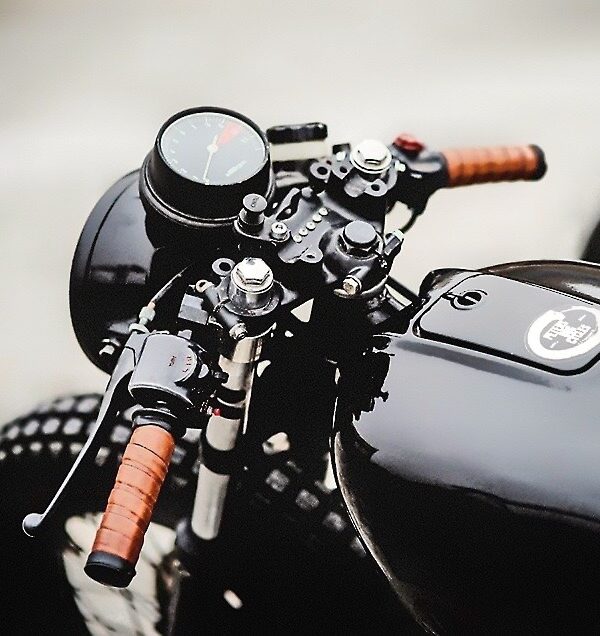 Cafe Racer