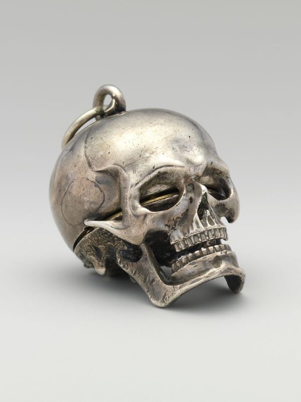 Skull watch