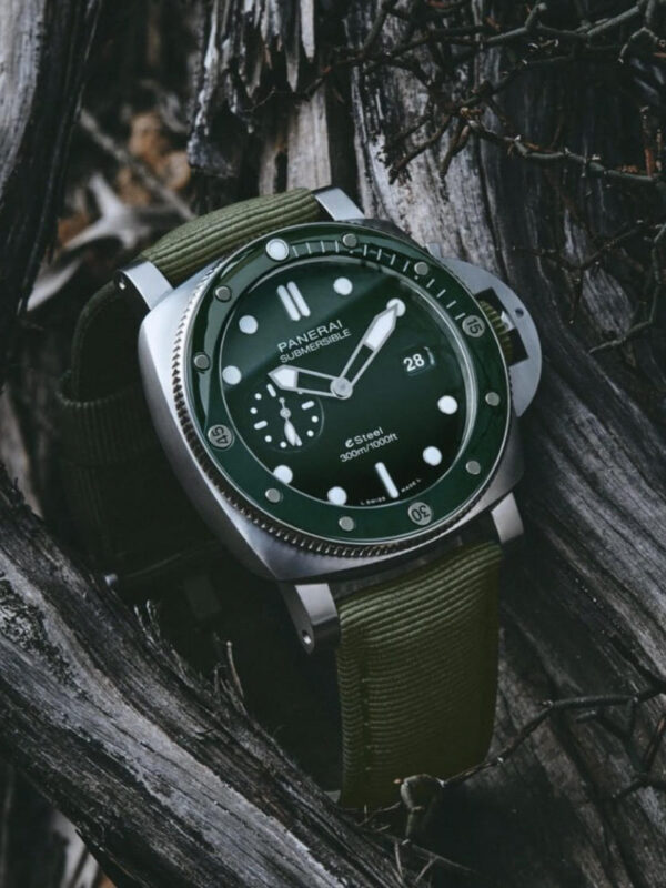 Panerai Submersible QuarantaQuattro