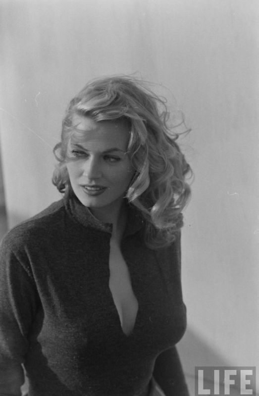 Anita Ekberg x Life